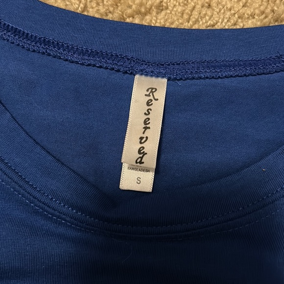 Vogue Shoe/lipstick graphic Long Sleeve shirt - Picture 5 of 5